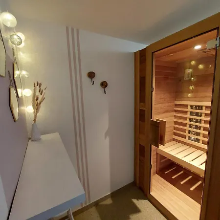 בית נופש La Ferme Des Sottais בורג - ריולנד